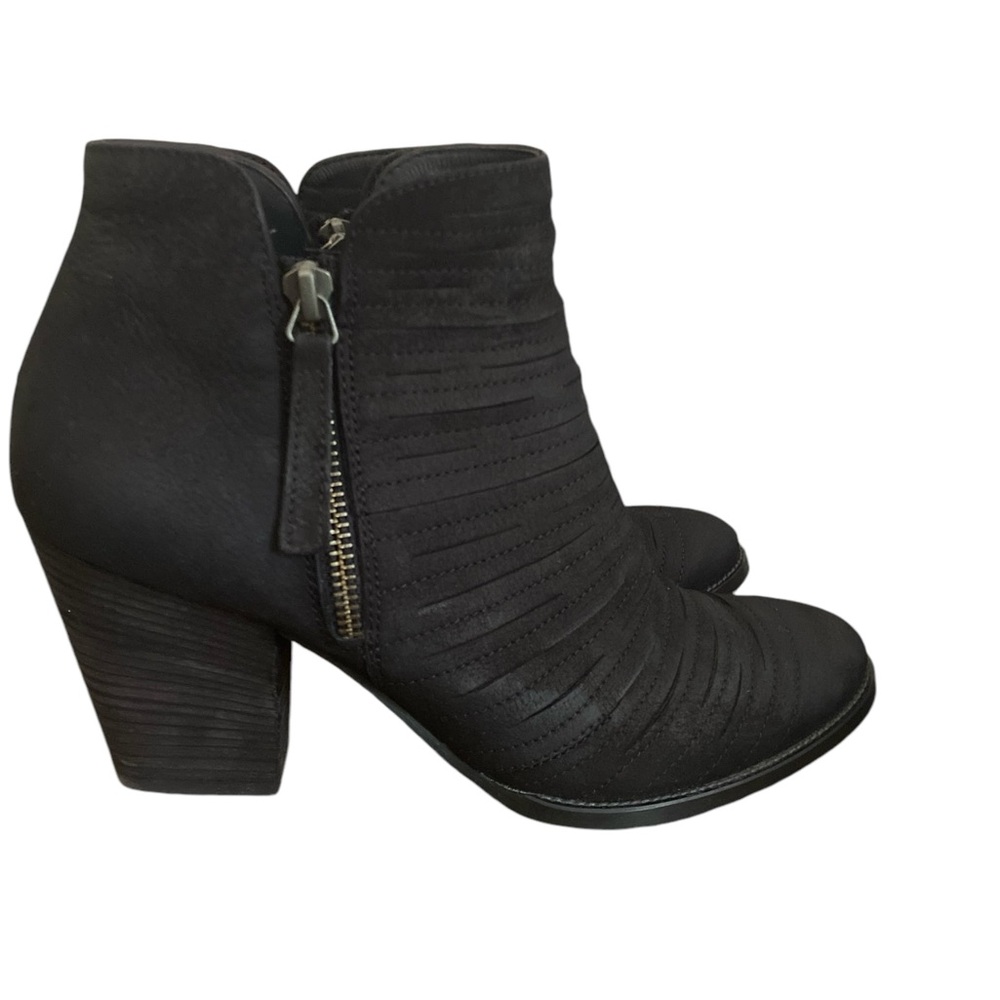 Authentic Paul Green Malibu Sliced Zip Ankle Boots